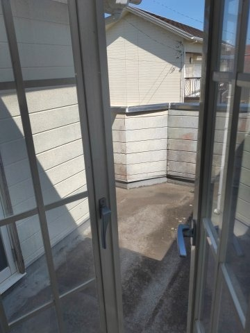 九十九里町片貝　中古戸建のバルコニー|暖かな日差しのふりそそぐバルコニー