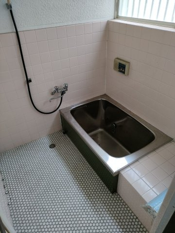 九十九里町片貝　中古戸建の浴室|日々の疲れを癒すお風呂付です