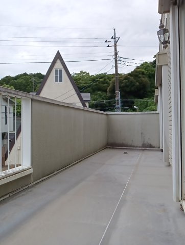 東金市松之郷　中古戸建のバルコニー|暖かな日差しのふりそそぐバルコニー
