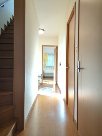 九十九里町小関　中古戸建の内装|内装は落ち着いています