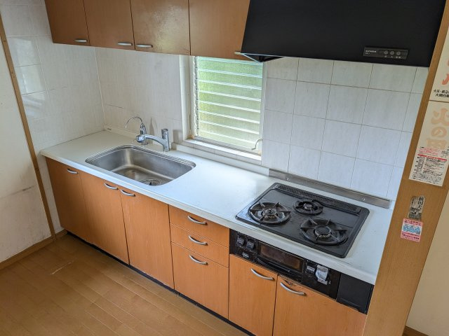 大網白里市季美の森南2丁目　中古戸建のキッチン|使いやすいキッチンです