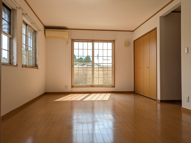 大網白里市季美の森南2丁目　中古戸建の洋室|使い勝手のいい洋室です