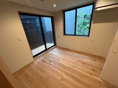 【洋室】 | リオプラド井の頭