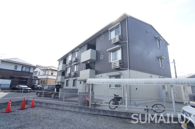 熊本市南区八幡１１丁目のアパートの外観