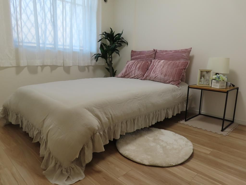 三鷹市野崎２丁目の中古マンションの寝室