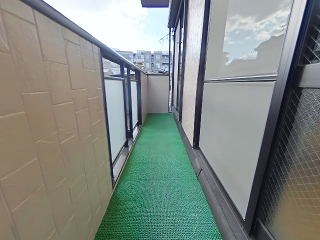 ガーデンハイツ武庫のバルコニー|外からの目が気にならないバルコニーで洗濯物が干せます