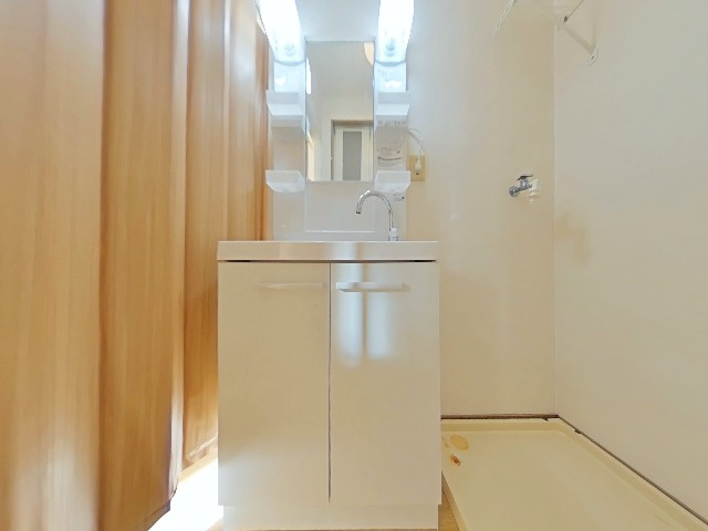 ガーデンハイツ武庫の独立洗面台|使いやすい独立洗面台です