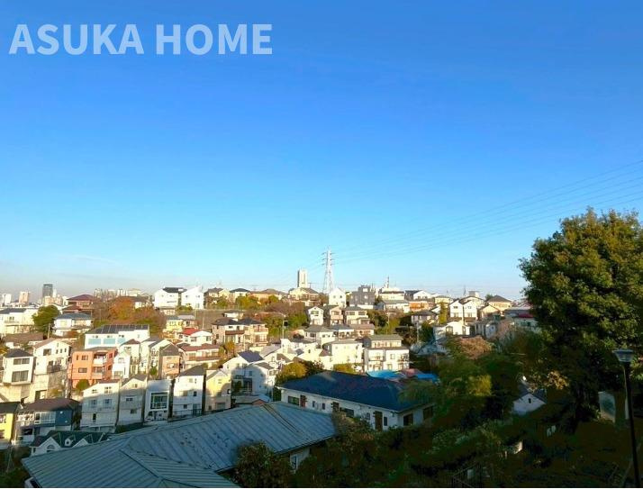 クイーンハイツ　保土ヶ谷の展望|前面に棟がない街を一望する開放的な６階からの眺望♪ぜひ実際にご覧になって下さい♪