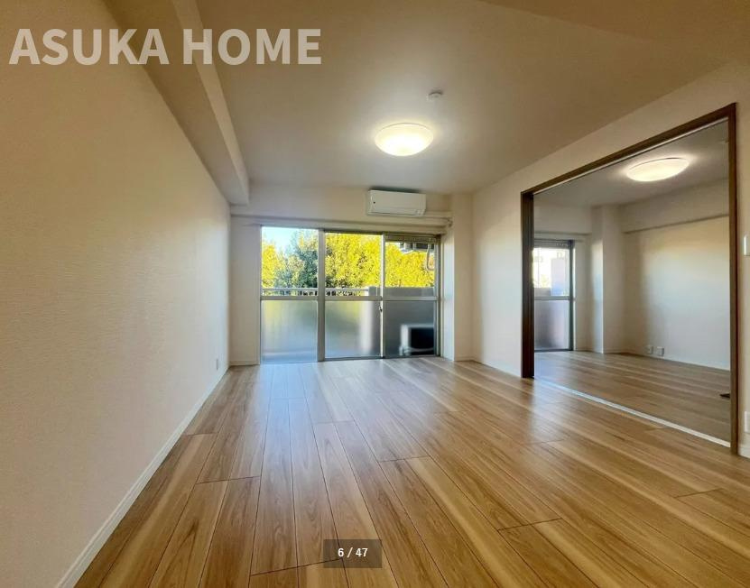 クイーンハイツ　保土ヶ谷の居間・リビング|約14.3帖のゆとりあるLDK