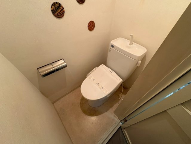 渋谷区桜丘町の賃貸マンションのトイレ|トイレです