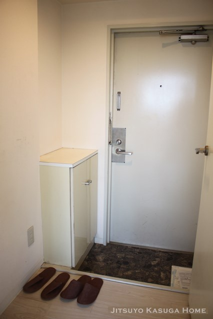 【玄関】