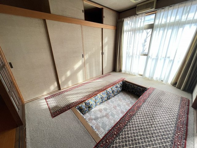 各務原市つつじが丘３丁目の和室