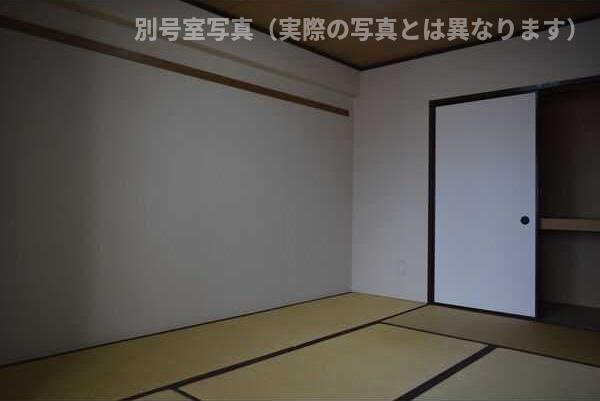 プリーマ千代鶴の和室