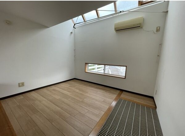 Ｍフラットの寝室