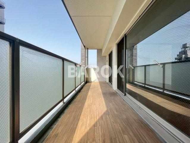 パークプレイス大手門のバルコニー