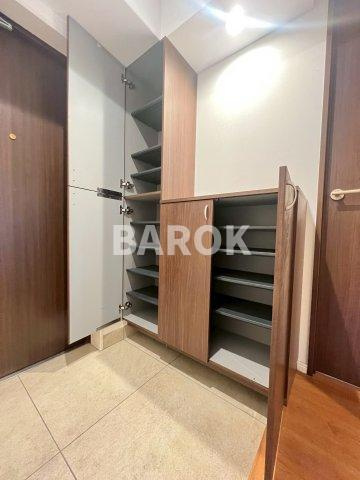 パークプレイス大手門の玄関