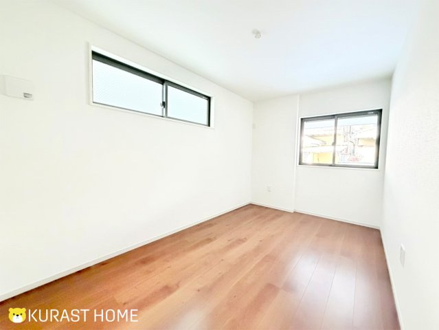 京都市右京区太秦上ノ段町　新築戸建の洋室|洋室5.62帖