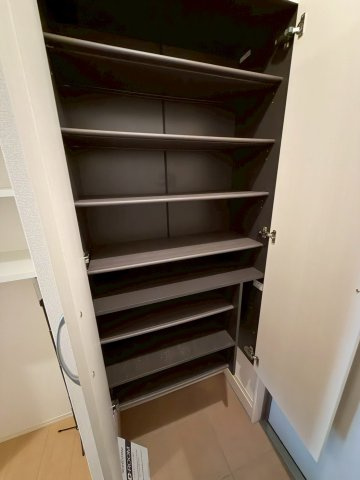 エルカミーノレアルの収納
