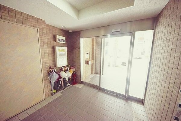 Peaceful Court 菊川のロビー