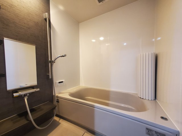 新潟市北区三軒屋町の浴室
