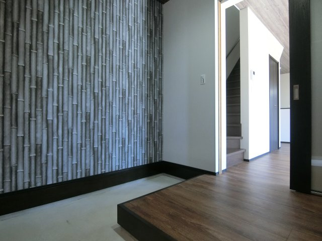 新潟市北区三軒屋町の玄関