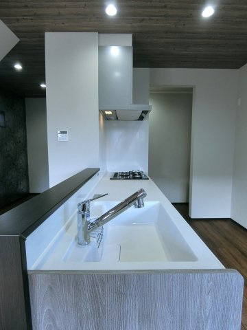 新潟市北区三軒屋町のキッチン