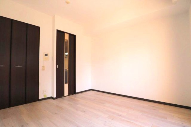 レジディア新大阪IIの居間・リビング