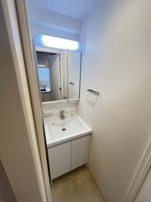 【洗面所】 | スプランディッド十三本町