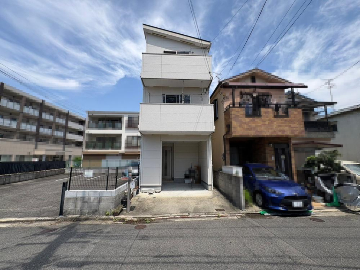 松丘町　中古一戸建ての外観|新しい生活にいかがでしょうか？外観はお住まいの顔になります。こだわりたいポイントですね。外壁塗装や屋根塗装のご相談も承っております。
■現地内覧・資金計画相談・住宅ローン相談もお問合せ受付中■