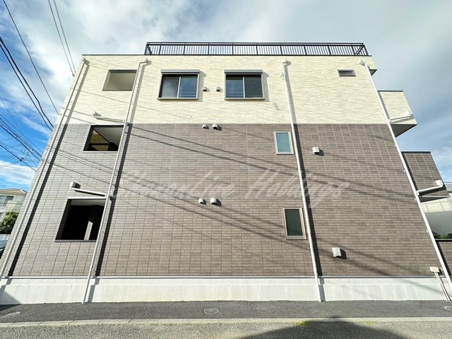 茅ヶ崎市菱沼１丁目の賃貸マンションの外観