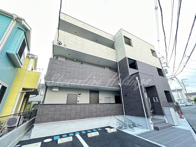 茅ヶ崎市菱沼１丁目の賃貸マンションの外観|おしゃれな外観です♪