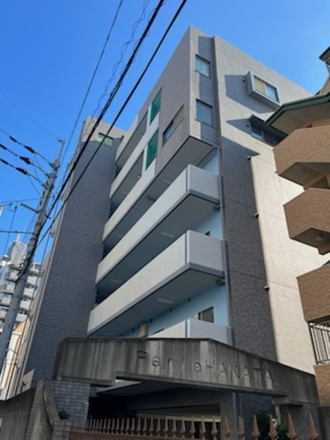 フェリエ博多の外観