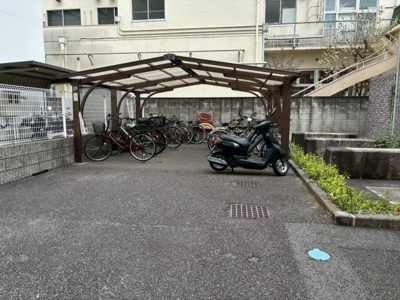 【その他共用部分】 | 昭島コートエレガンスB | 駐輪場
