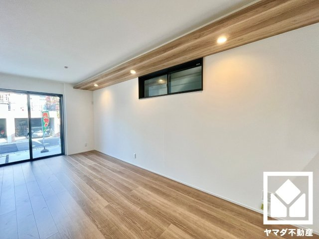 宇治市広野町宮谷の居間・リビング