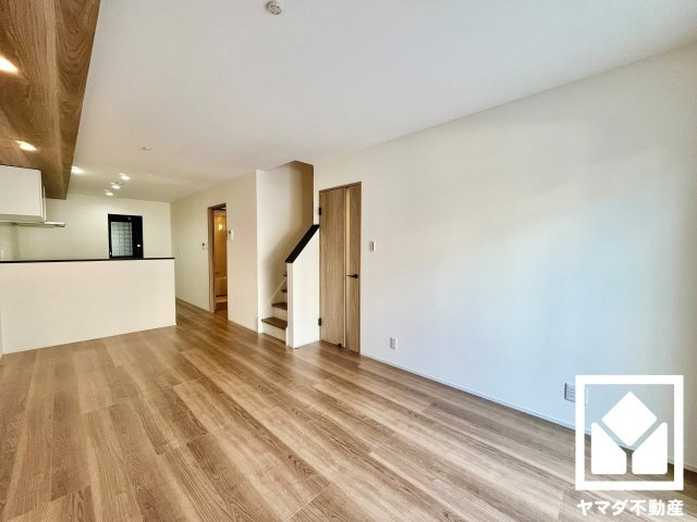 宇治市広野町宮谷の居間・リビング