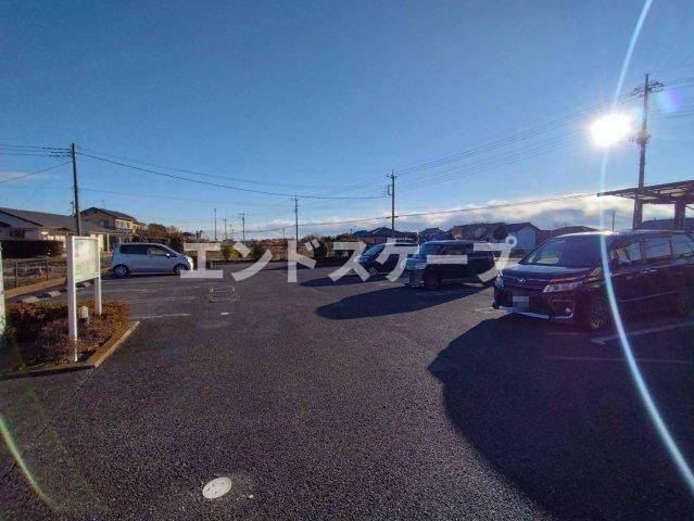 パストラルの駐車場|高崎、前橋のお部屋探しはエンドスケープまで！お客様の理想お聞かせ下さい♪