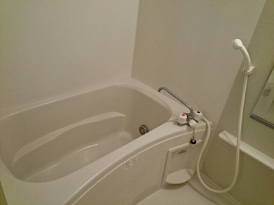 【浴室】 | エフルゲンスＢ | きれいなお風呂です