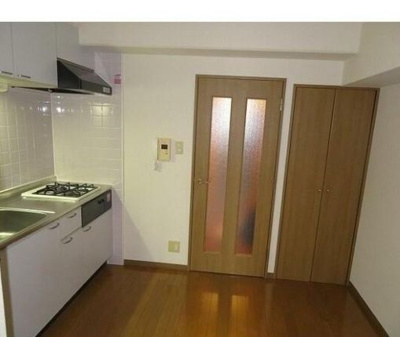 【居間・リビング】 | パルウッド両国 | 使いやすい居間です