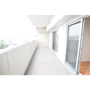 エクセルグランデ東浦のバルコニー