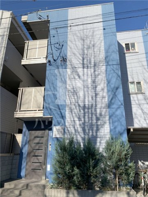 【外観】 | レ・フレール | 外はこのようになっています