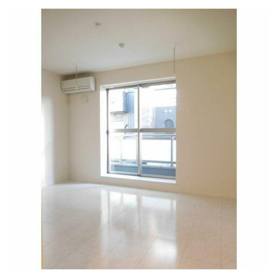 【居間・リビング】 | レ・フレール | 使いやすいリビングです