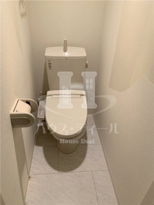 【トイレ】 | レ・フレール | トイレも気になるポイント