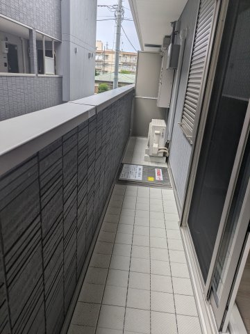 ゼラニウム湘南台のバルコニー