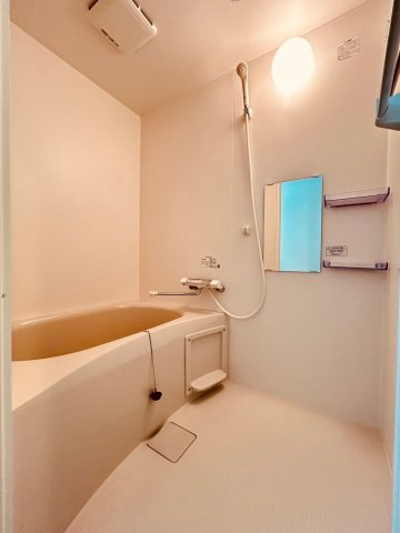 ジーメゾン明石林崎の浴室