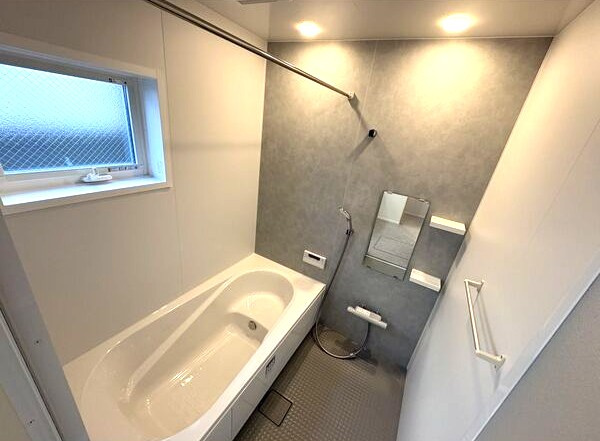 ラメール丹後Ｅａｓｔの浴室