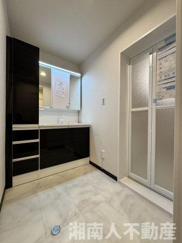 ヴァンヴェール鎌倉の独立洗面台|独立洗面化粧台が付いています