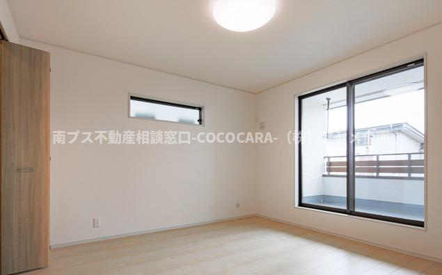南アルプス市下宮地の新築一戸建の洋室|分譲施工例