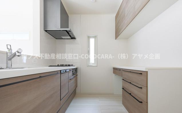 南アルプス市下宮地の新築一戸建のキッチン|分譲施工例