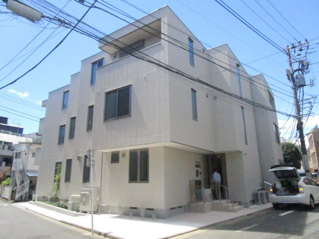 ＨＥＢＥＬ　ＳＨＩＭＯＫＩＴＡの外観|耐震構造の旭化成へーベルメゾン