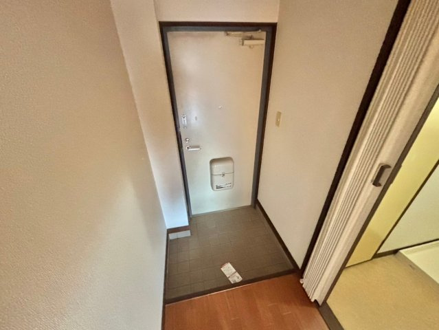 MISTRAL岡田の玄関